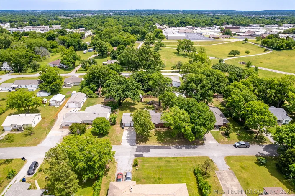 1331 S 76th EastAvenue Tulsa, OK 74112