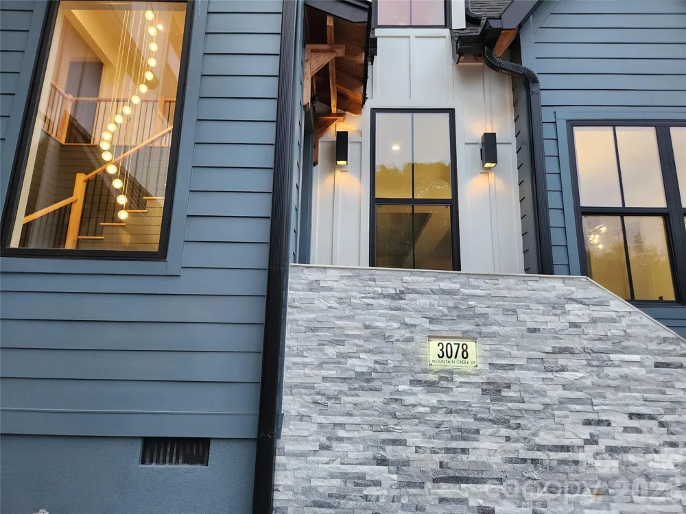 3078 Mountain Creek Drive Sherrills Ford, NC 28673