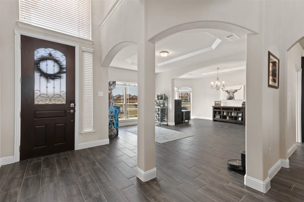 800 Beckington Drive Shady Shores, TX 76208