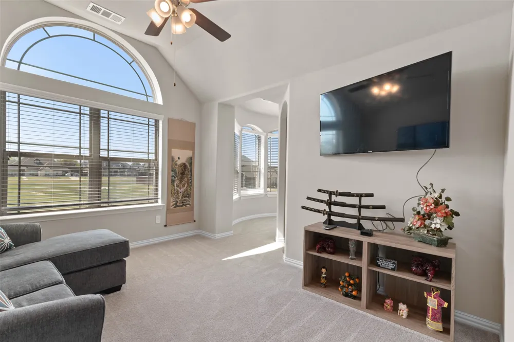 800 Beckington Drive Shady Shores, TX 76208