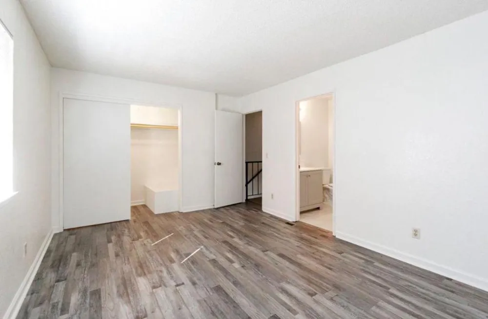4747 Woodrow Avenue #122 Fresno, CA 93726