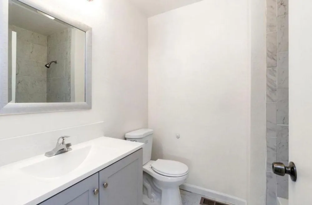 4747 Woodrow Avenue #122 Fresno, CA 93726