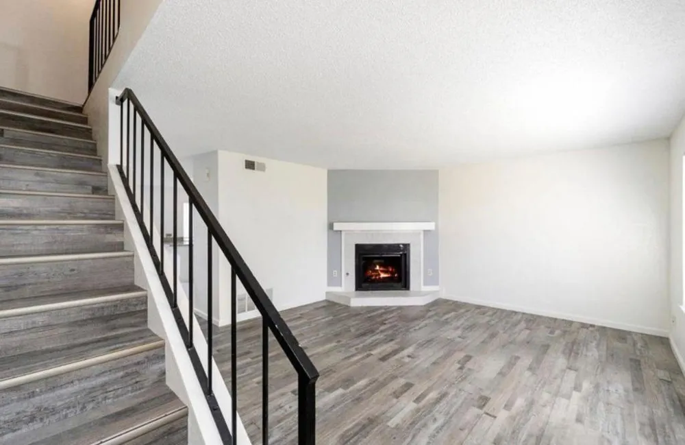 4747 Woodrow Avenue #122 Fresno, CA 93726