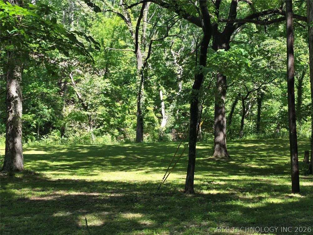 20453 E Whipperwill Road Tahlequah, OK 74464