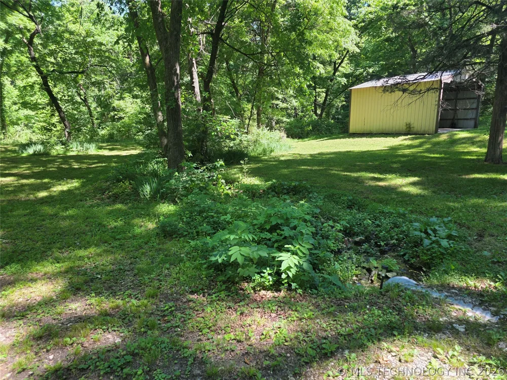 20453 E Whipperwill Road Tahlequah, OK 74464
