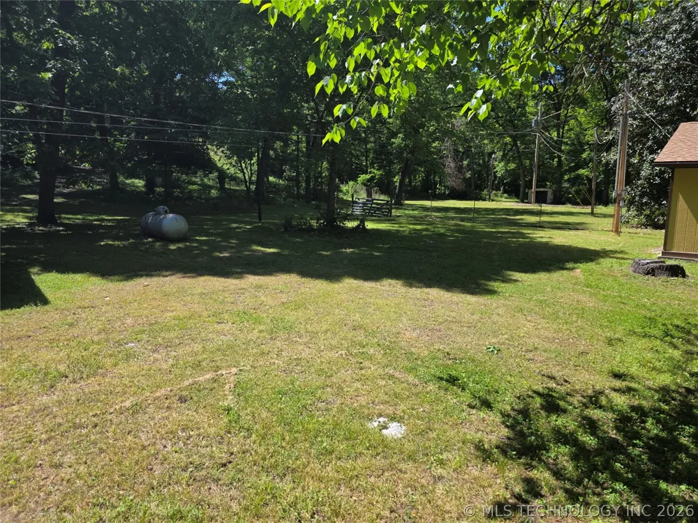 20453 E Whipperwill Road Tahlequah, OK 74464