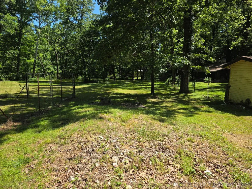 20453 E Whipperwill Road Tahlequah, OK 74464