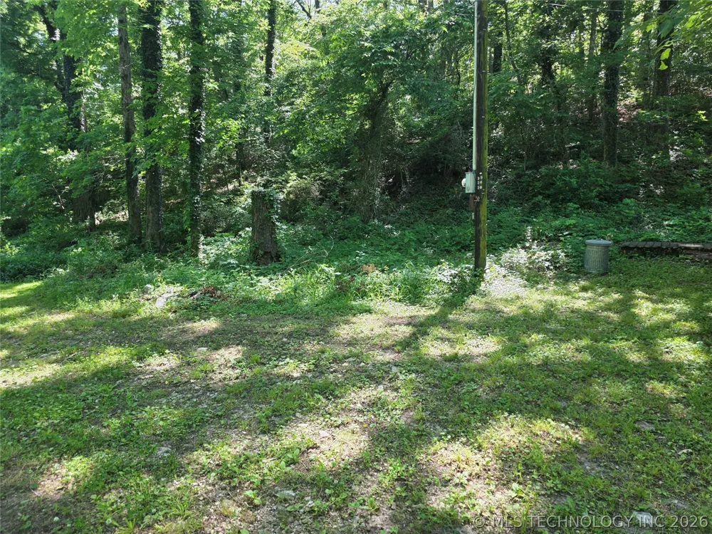 20453 E Whipperwill Road Tahlequah, OK 74464