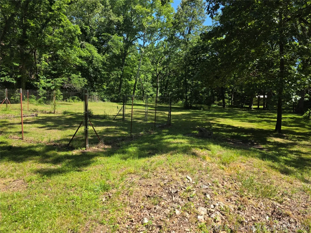 20453 E Whipperwill Road Tahlequah, OK 74464