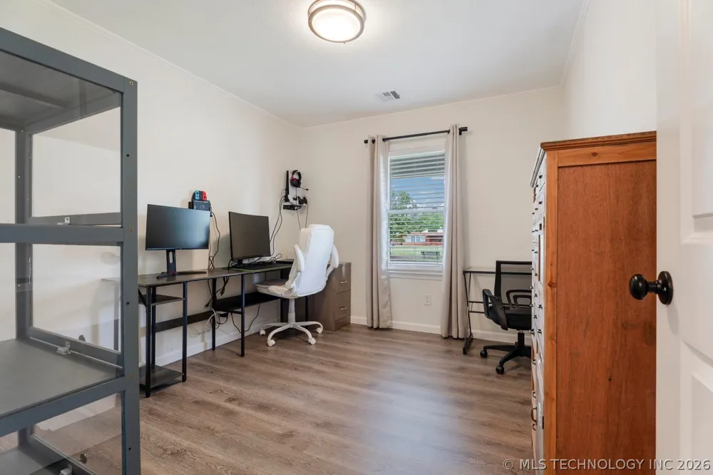 1925 B STREET NE Miami, OK 74354
