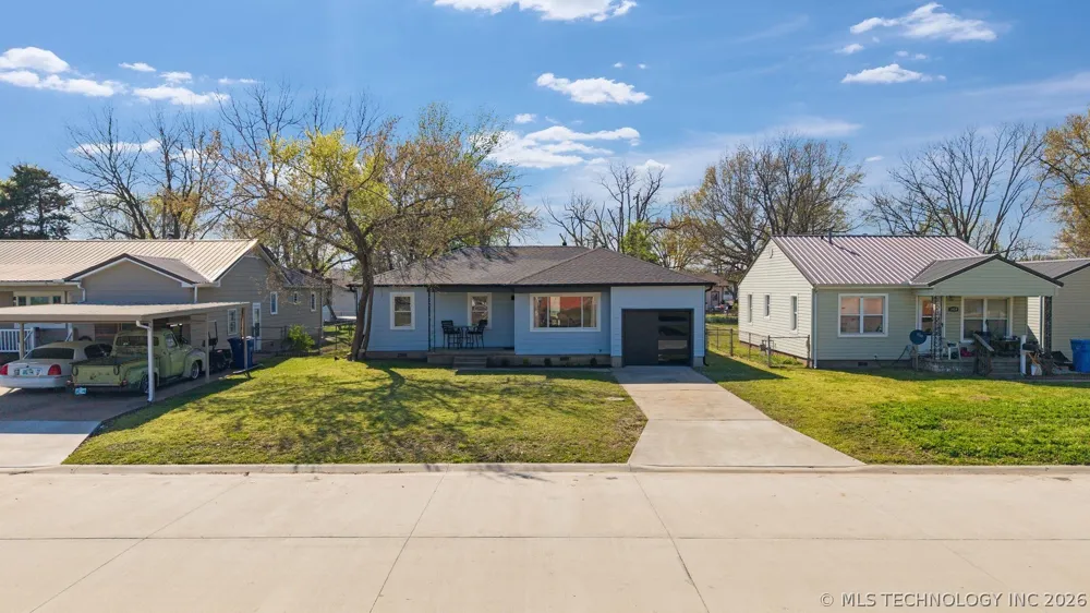 1925 B STREET NE Miami, OK 74354