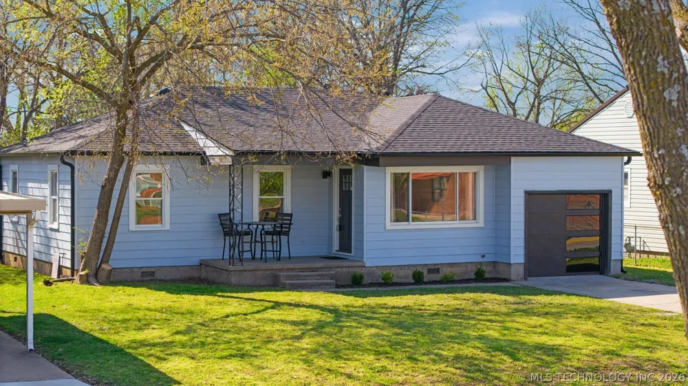 1925 B STREET NE Miami, OK 74354