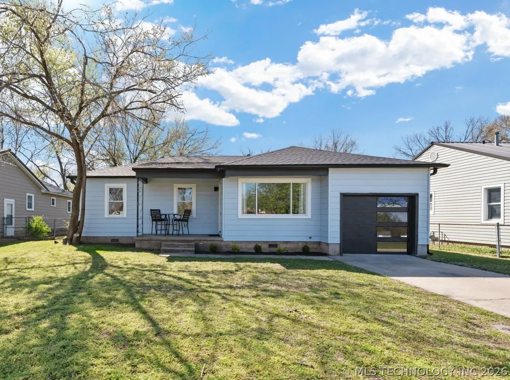 1925 B STREET NE Miami, OK 74354