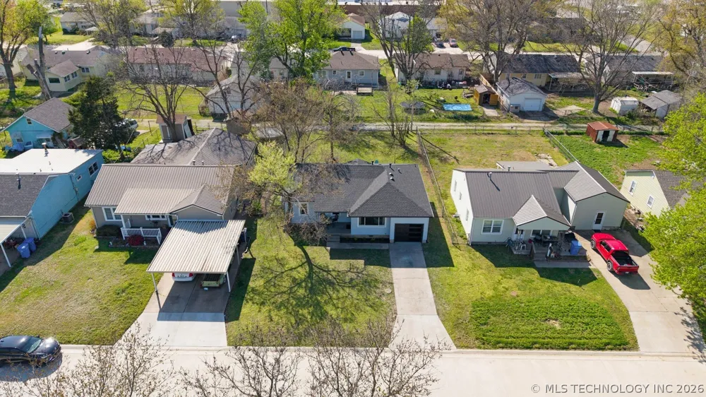 1925 B STREET NE Miami, OK 74354