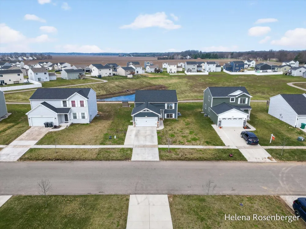 1700 Harper Grove Lane Vicksburg Village, MI 49097