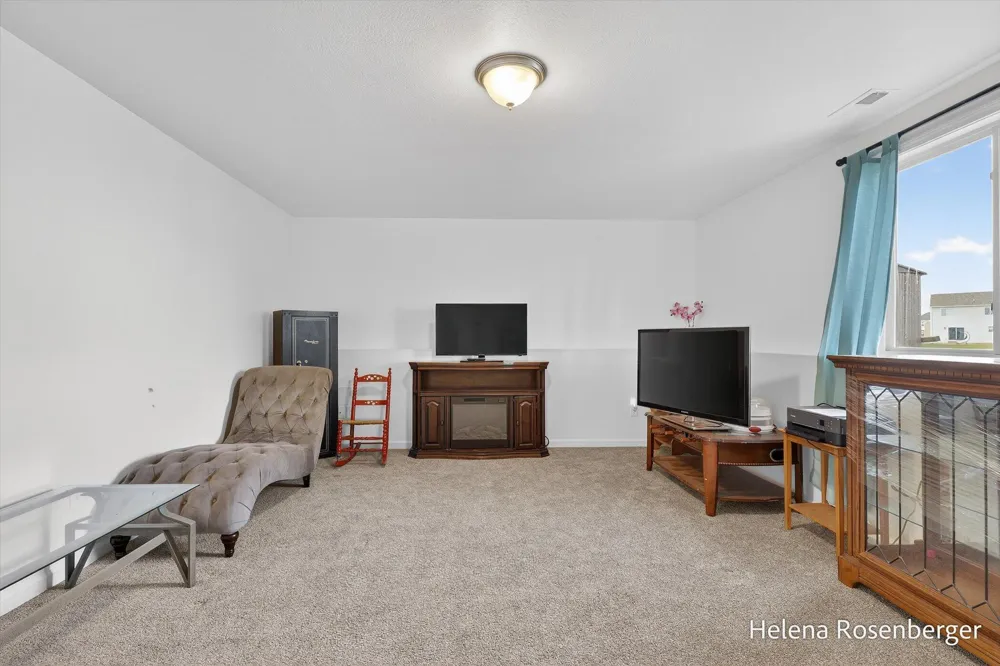 1700 Harper Grove Lane Vicksburg Village, MI 49097