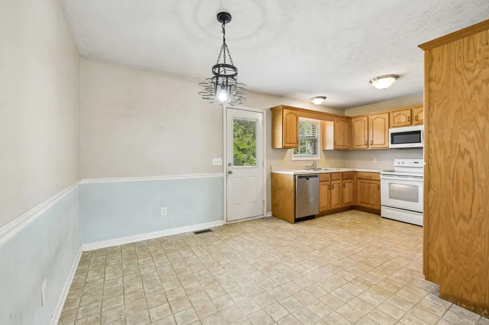 510 Corlew Cir White Bluff, TN 37187