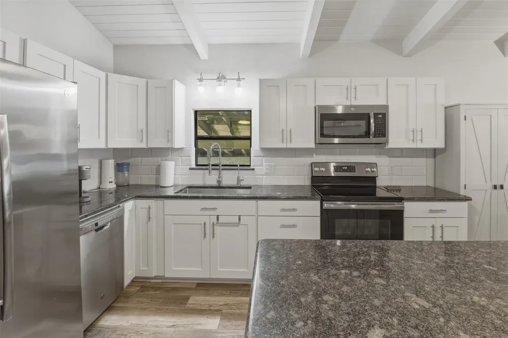 136 Harvest Trail Tow, TX 78672