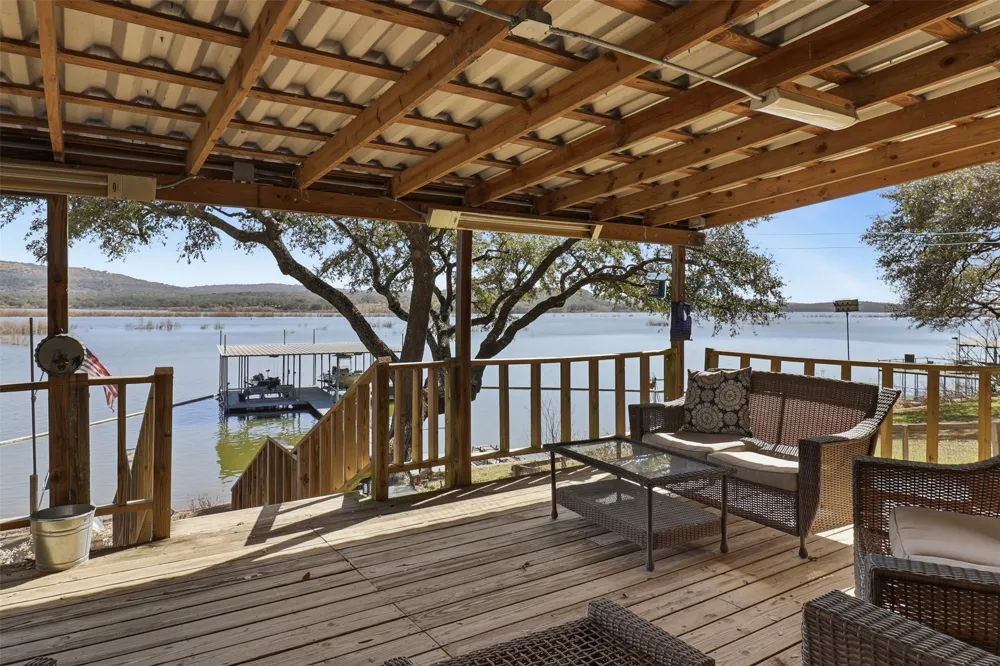 136 Harvest Trail Tow, TX 78672