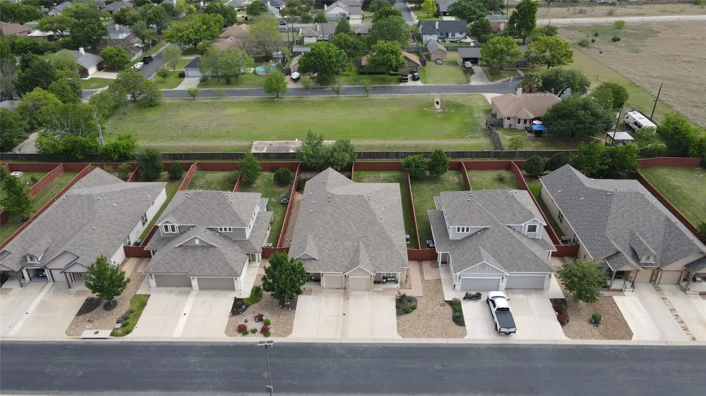 418 High Tech Drive Georgetown, TX 78626