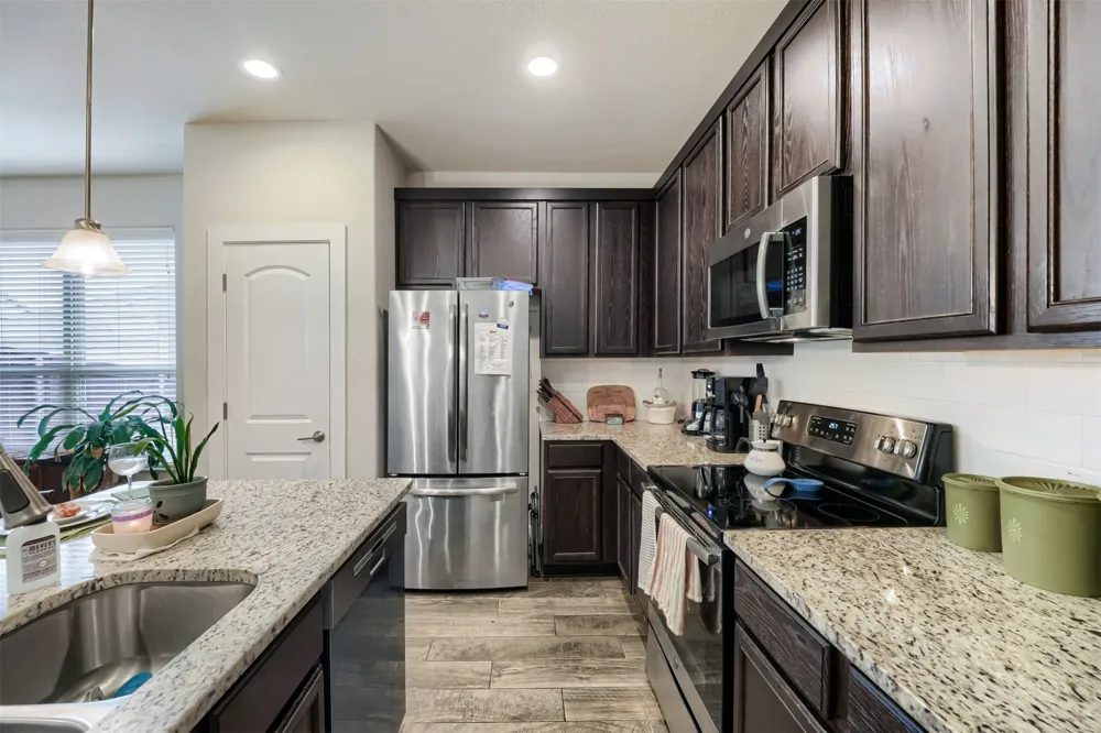 418 High Tech Drive Georgetown, TX 78626