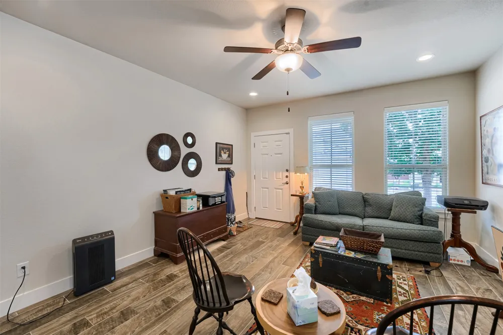 418 High Tech Drive Georgetown, TX 78626