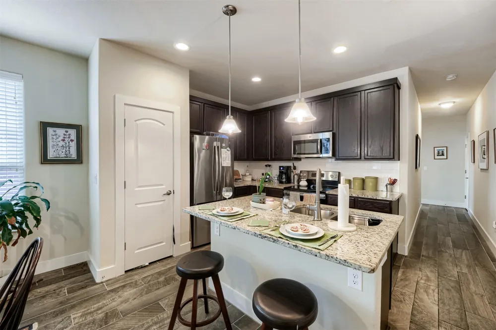 418 High Tech Drive Georgetown, TX 78626