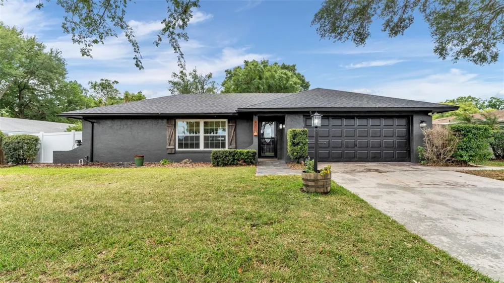 4301 ORANGEWOOD LOOP E Lakeland, FL 33813