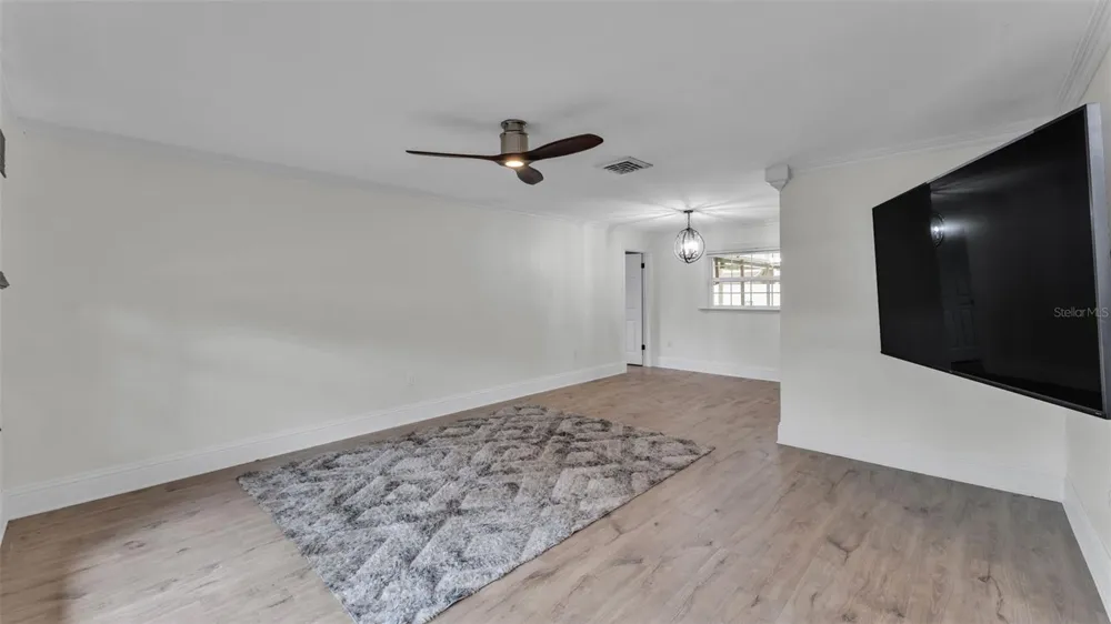 4301 ORANGEWOOD LOOP E Lakeland, FL 33813