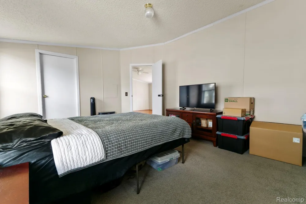 351 North Squirrel Rd #38 Auburn Hills City, MI 48326