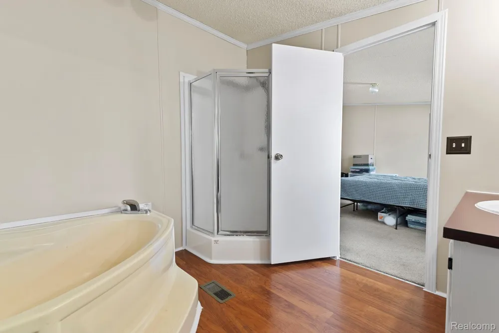 351 North Squirrel Rd #38 Auburn Hills City, MI 48326