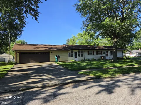 423 W Janet Drive