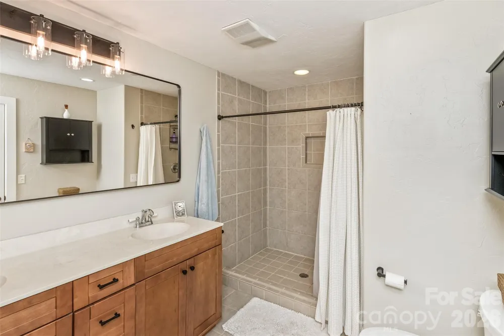 522 Calvert Road Brevard, NC 28712