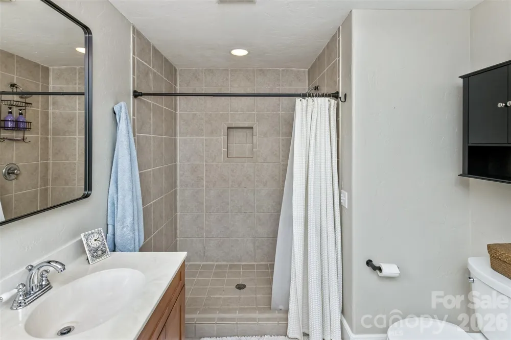 522 Calvert Road Brevard, NC 28712