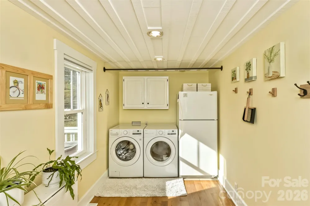 522 Calvert Road Brevard, NC 28712