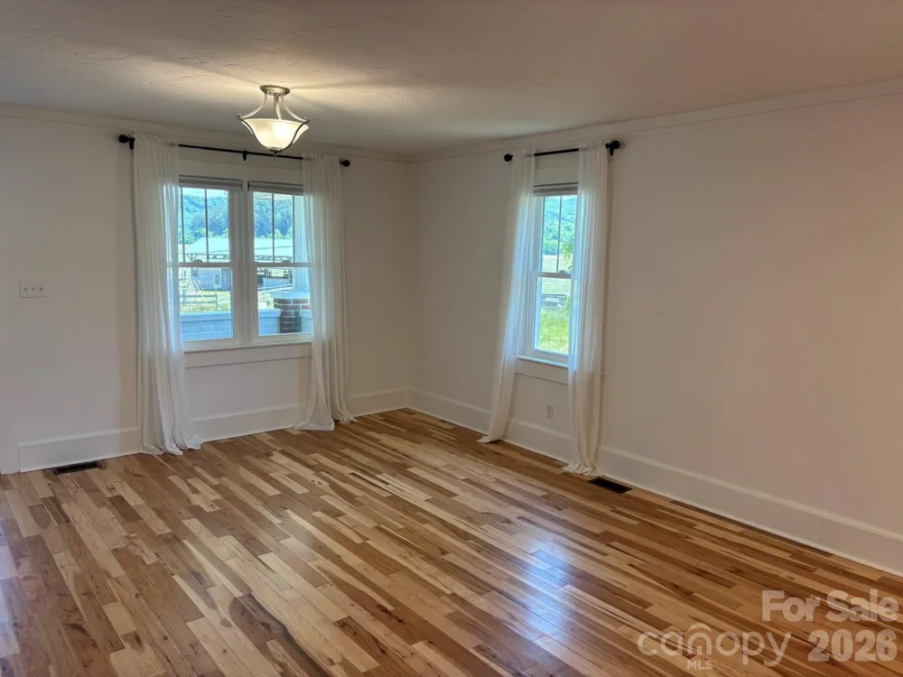 522 Calvert Road Brevard, NC 28712