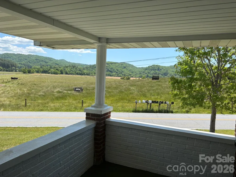 522 Calvert Road Brevard, NC 28712