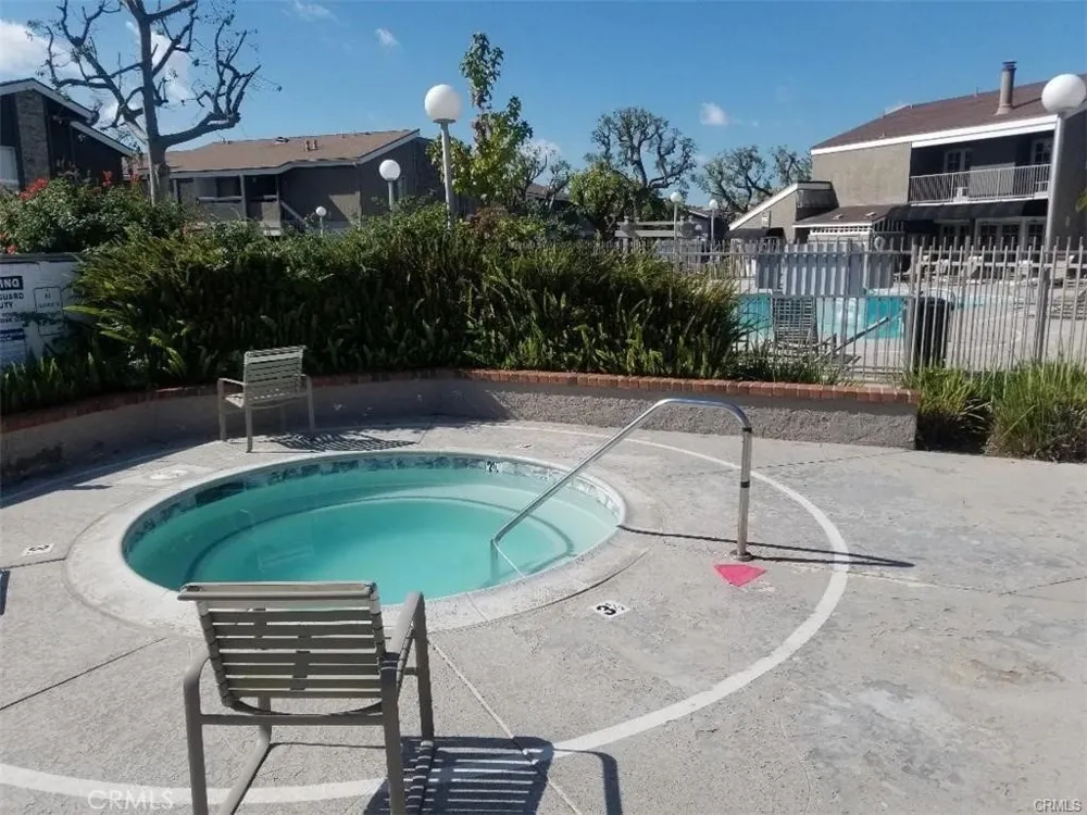 2867 S Fairview #F Santa Ana, CA 92704