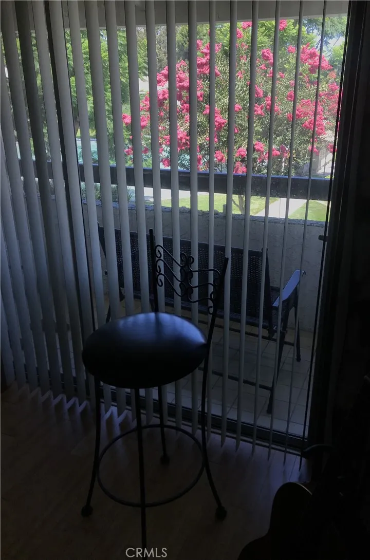 2867 S Fairview #F Santa Ana, CA 92704