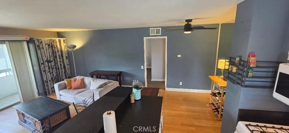 2867 S Fairview #F Santa Ana, CA 92704
