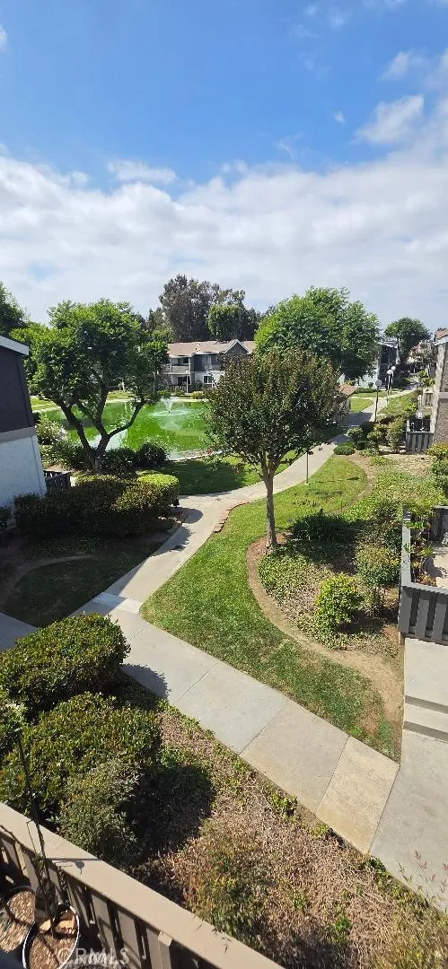 2867 S Fairview #F Santa Ana, CA 92704