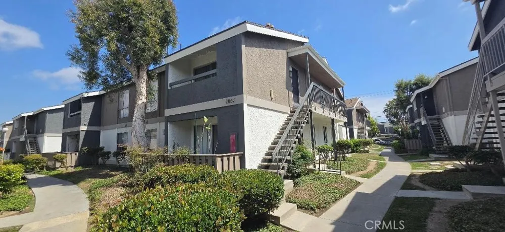 2867 S Fairview #F Santa Ana, CA 92704