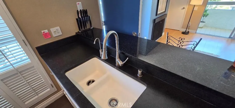 2867 S Fairview #F Santa Ana, CA 92704