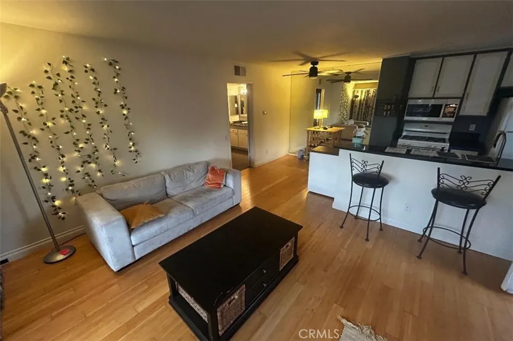 2867 S Fairview #F Santa Ana, CA 92704