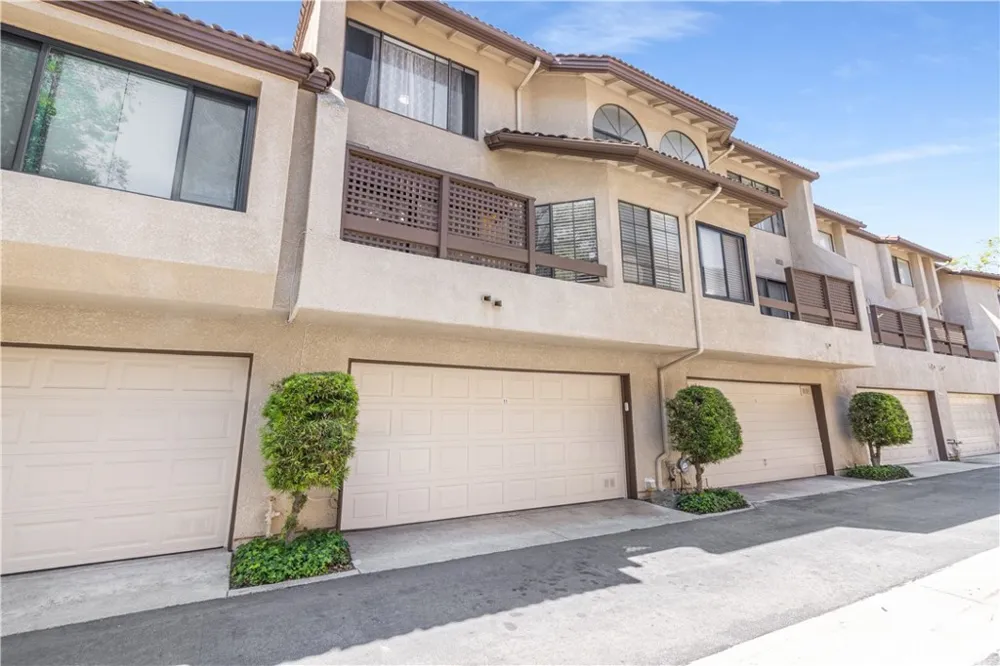 11 Wildflower Pl Pomona, CA 91766