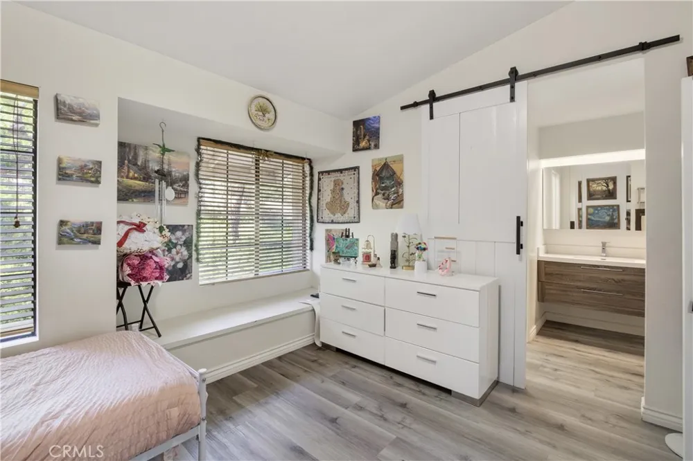 11 Wildflower Pl Pomona, CA 91766