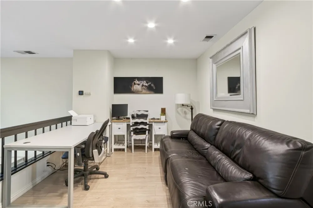 11 Wildflower Pl Pomona, CA 91766