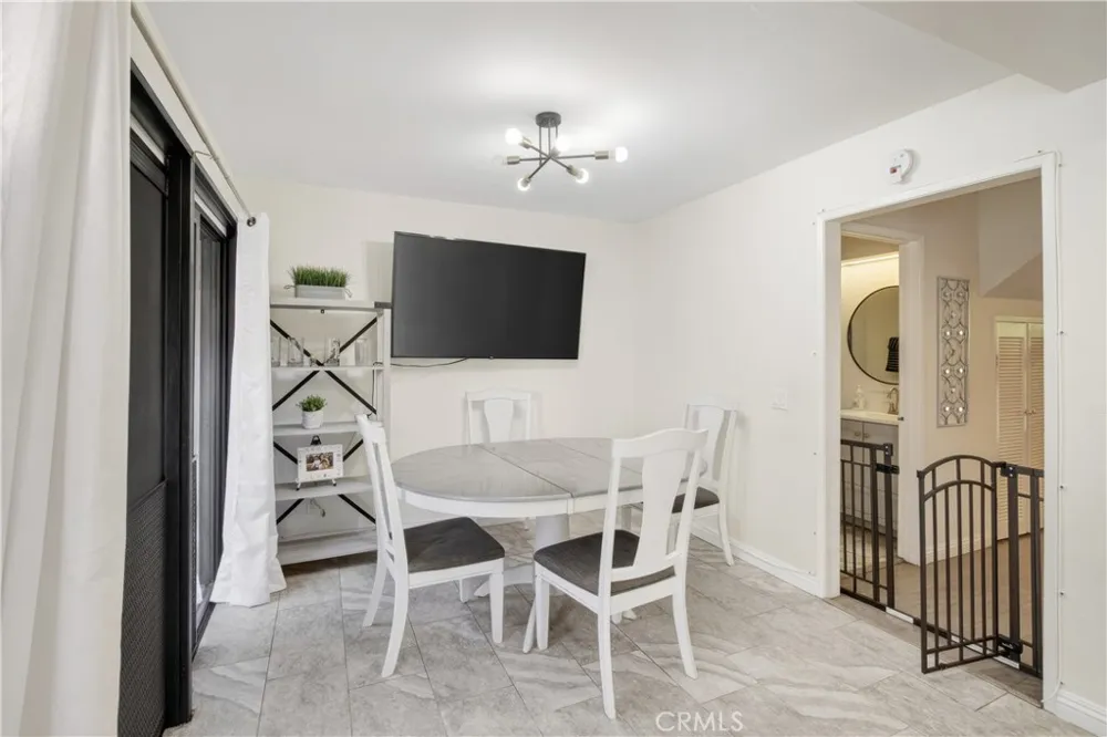 11 Wildflower Pl Pomona, CA 91766