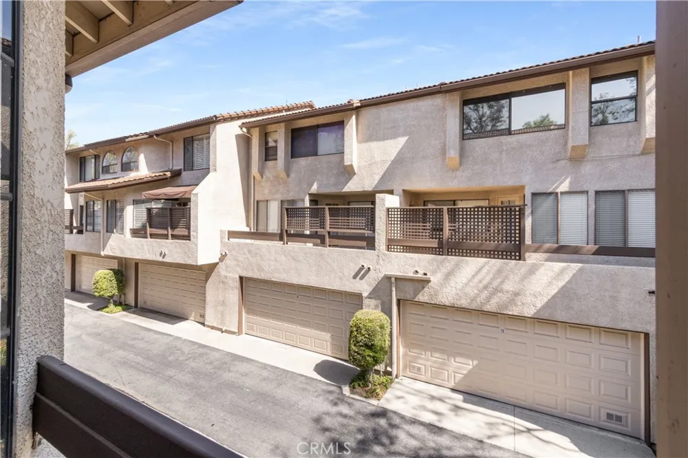 11 Wildflower Pl Pomona, CA 91766
