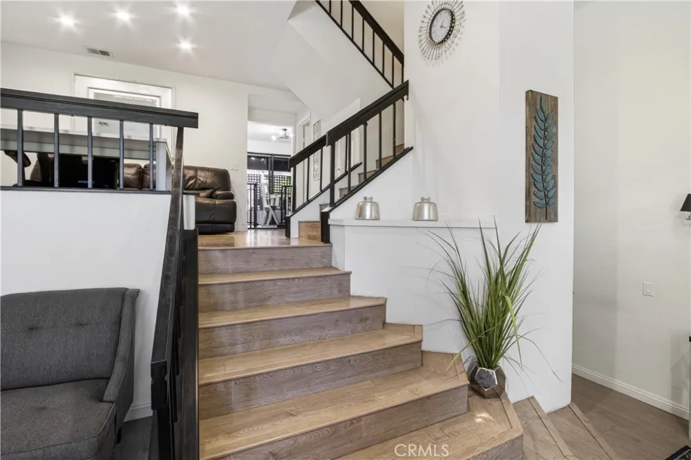 11 Wildflower Pl Pomona, CA 91766